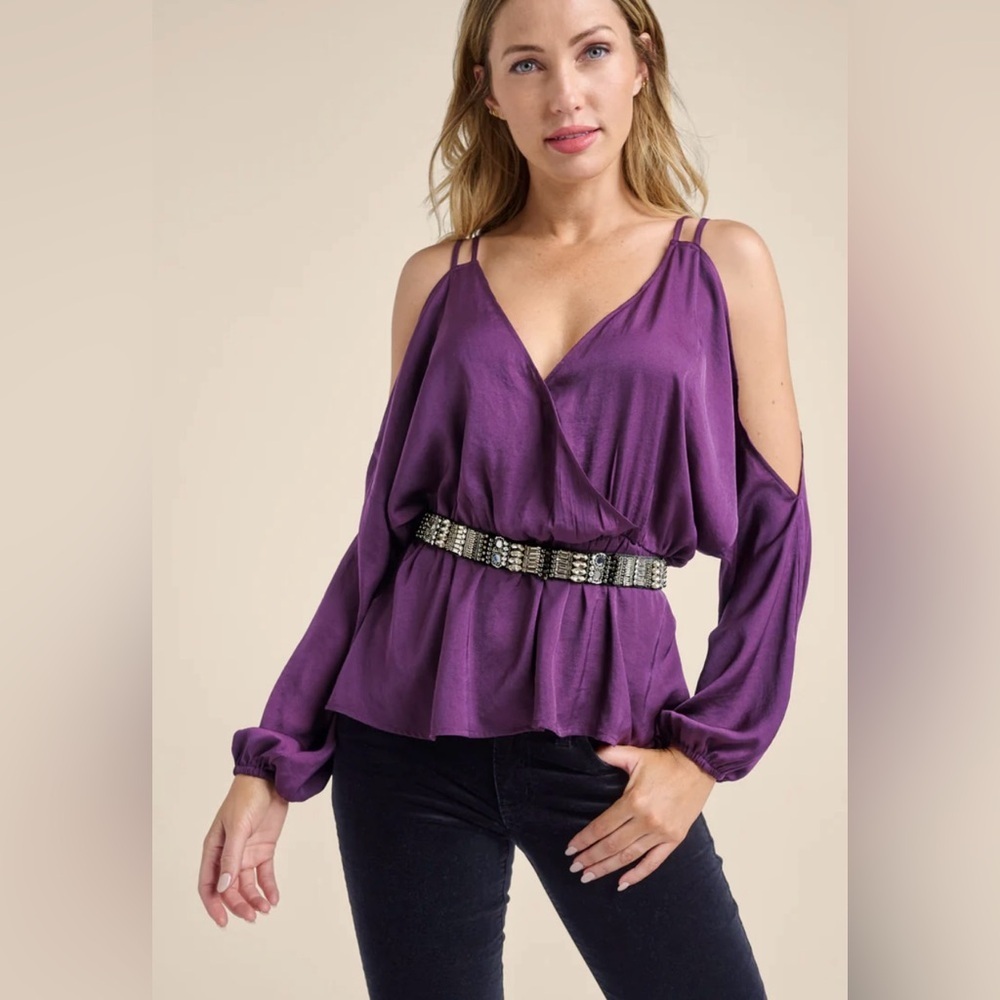 Venus Cold Shoulder NWT SZ 12 Women's Purple Top